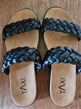 Black braided strap sandals from Taxi, sz 7, true to size fit